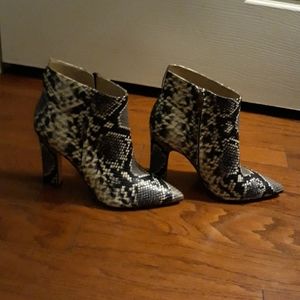 Marc fisher ankle boots
